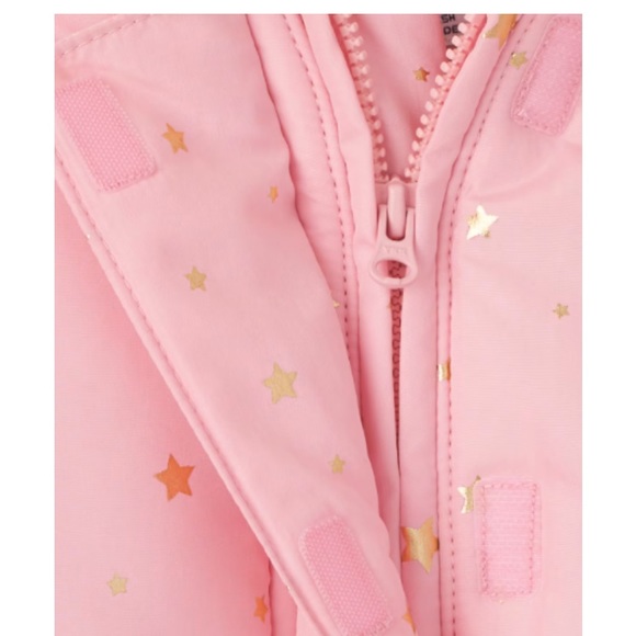 NWOT 0-3 Months girl pastel pink snowsuit with gold stars and hood❄️Very warm! - Picture 8 of 8